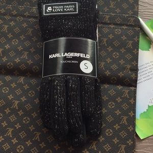 🥶 KARL LAGERFELD PARIS CLDWTR 🧤IN SIZE: SMALL ⛄️